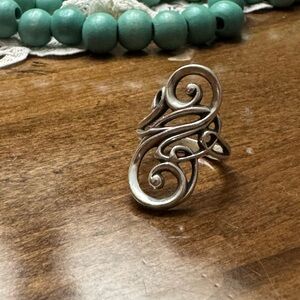 James Avery Sterling Silver Electra Ring *Retired* Size 7.5 EUC
